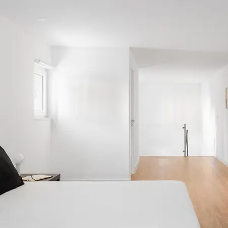 Altido Stylish 2-level Flats Near Ajuda Palace * Lisboa
