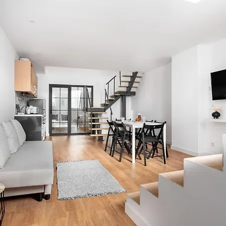 Altido Stylish 2-level Flats Near Ajuda Palace Lisboa
